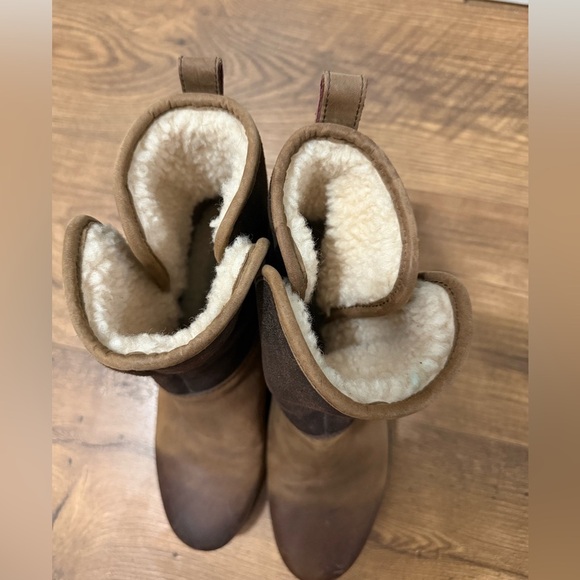 UGG Renatta Wedge Waterproof Leather Stout Boots Size 7 - Picture 5 of 9